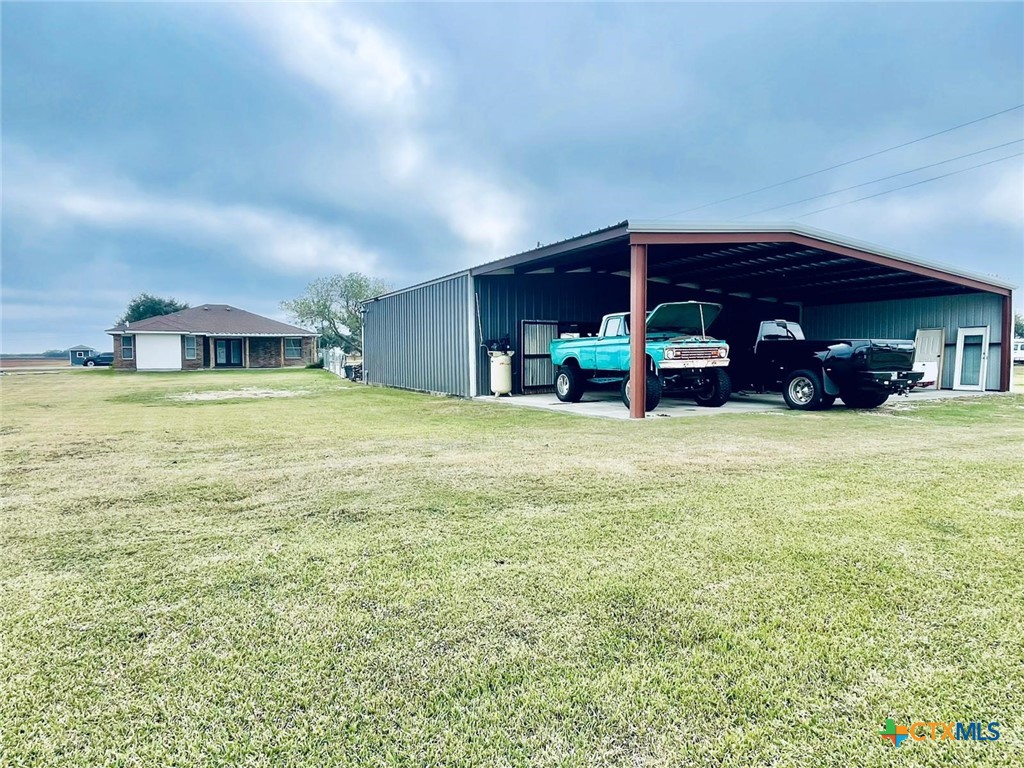 108 Golden Glow Street Property Photo 16