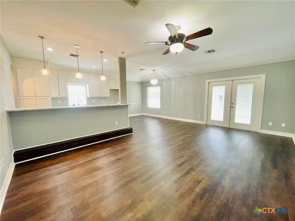 108 Golden Glow Street Property Photo 28