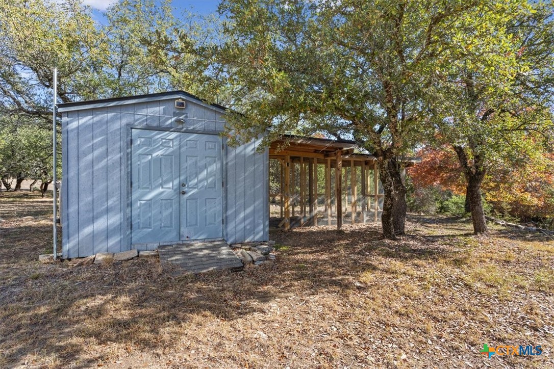 299 White Oak Drive Property Photo 10