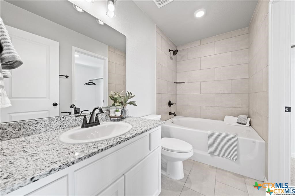 746 Meiomi Drive Property Photo 17