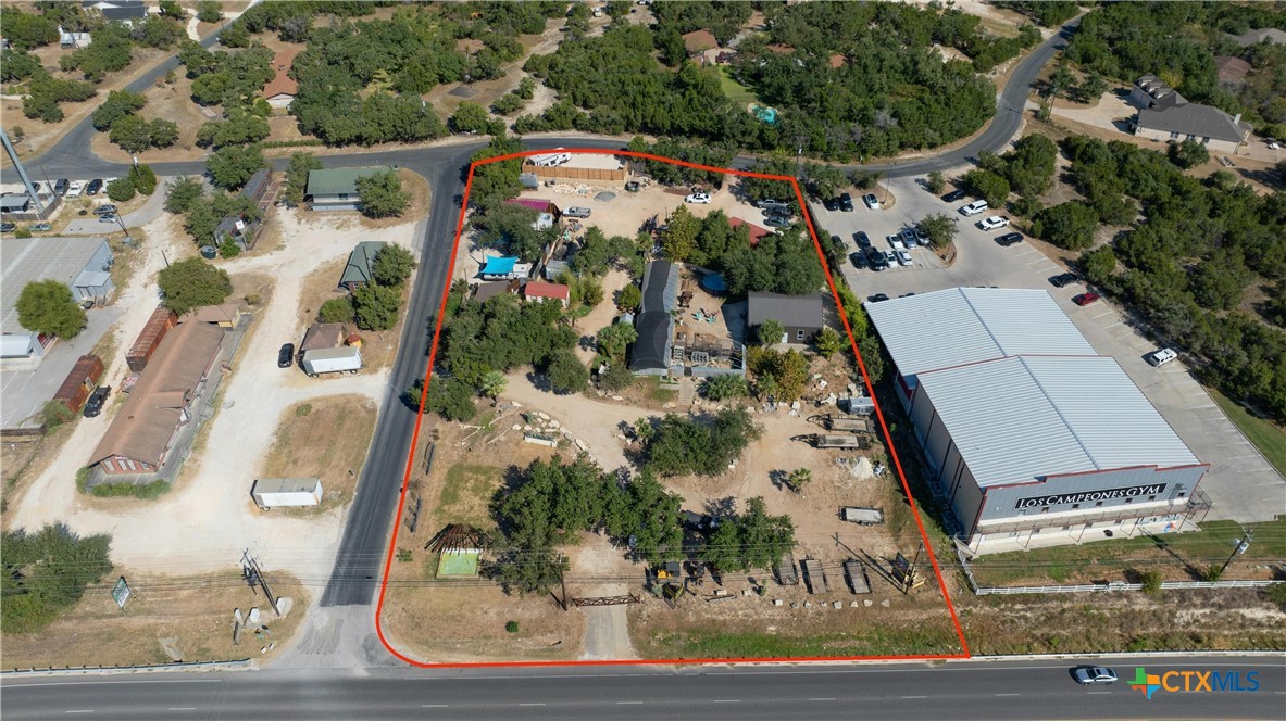 9114 W Us 290 Highway Property Photo