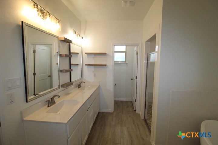 2309 Sparrow Road Property Photo 12