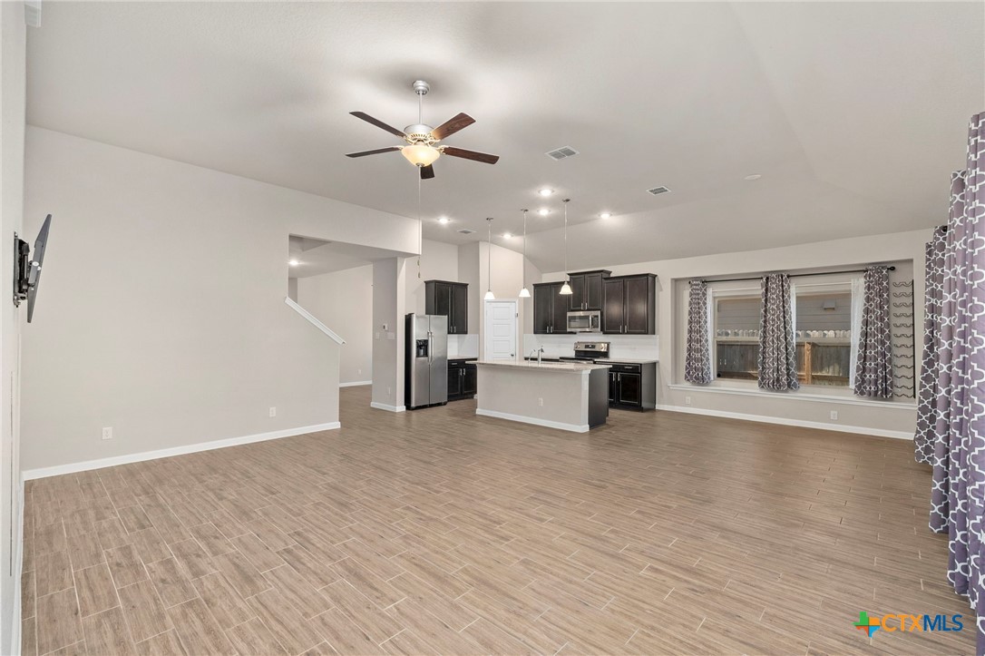 1120 Amber Lake Property Photo 14