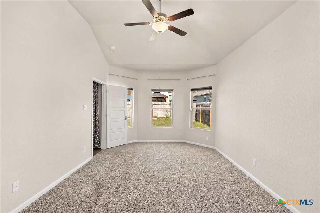 1120 Amber Lake Property Photo 16