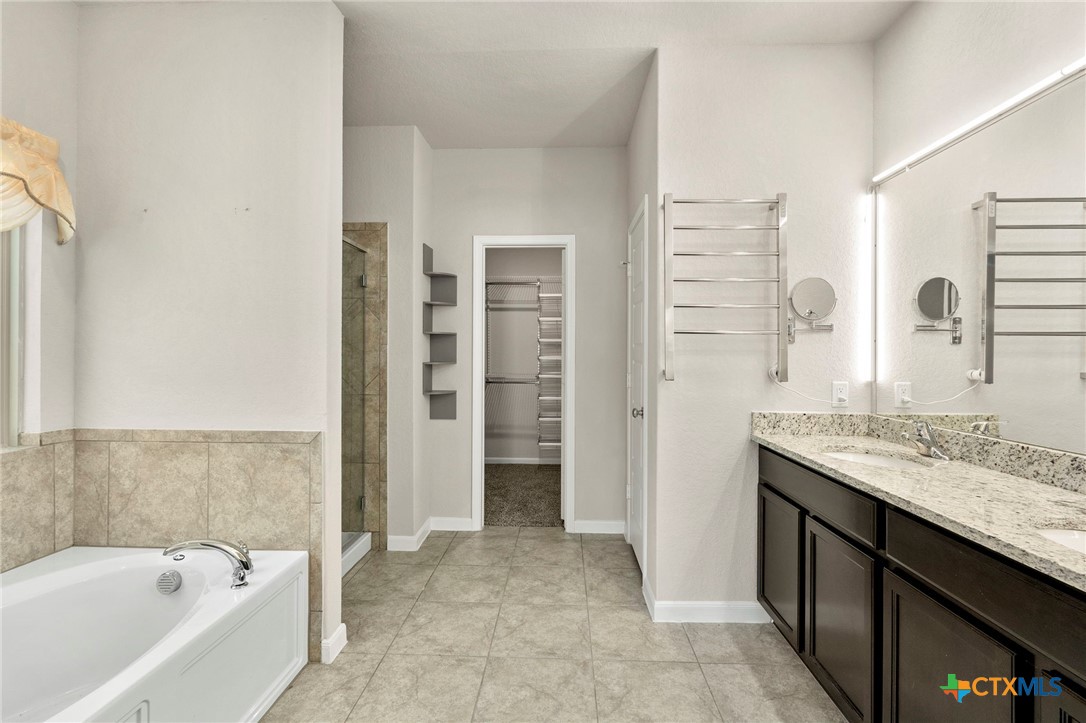 1120 Amber Lake Property Photo 18
