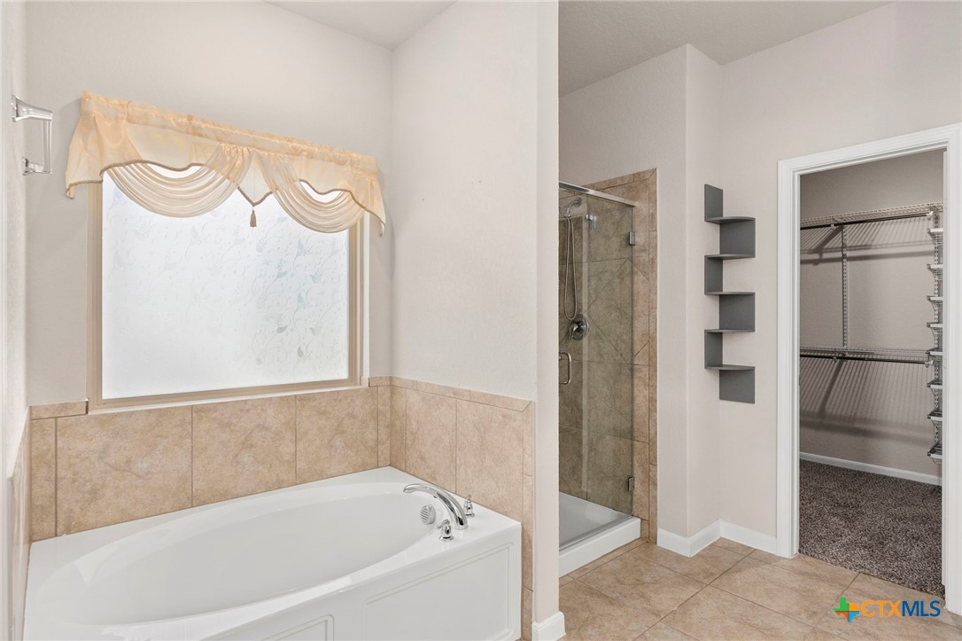 1120 Amber Lake Property Photo 19