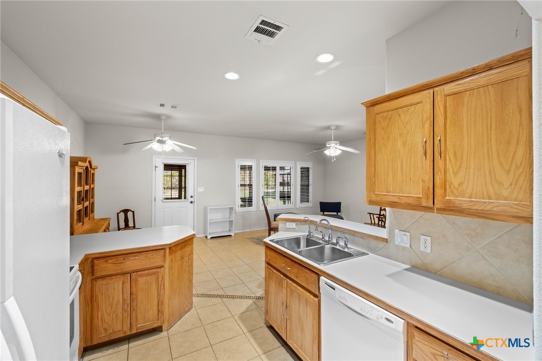 291 Lighthouse Property Photo 13