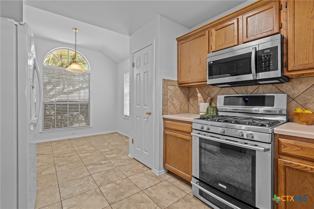 13533 Albania Way Property Photo 9