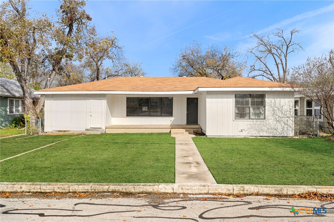 567 Avenue A Street Property Photo