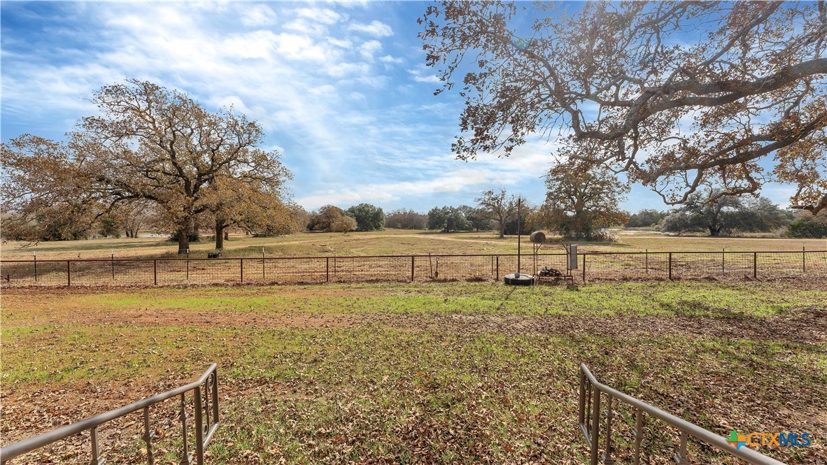 2569 County Road 443 Property Photo 35