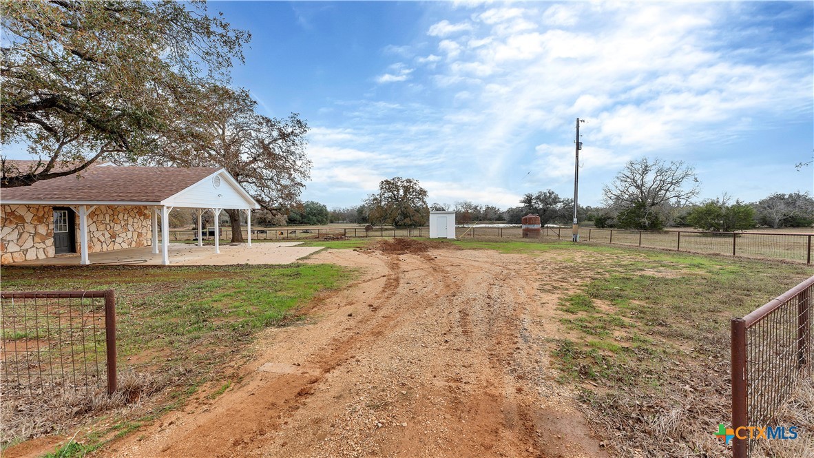 2569 County Road 443 Property Photo 42