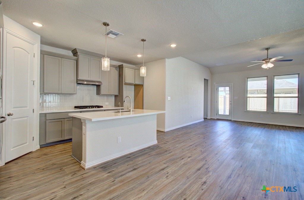 2635 Gideon Lane Property Photo 6