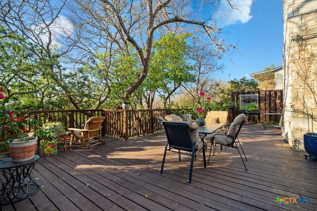 737 Summerwood Drive Property Photo