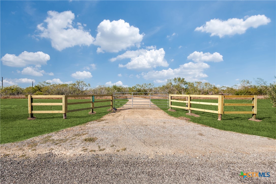 259 County Road 116 Property Photo 4
