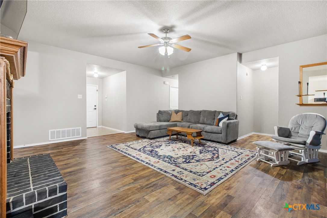 3609 Ida Drive Property Photo 6