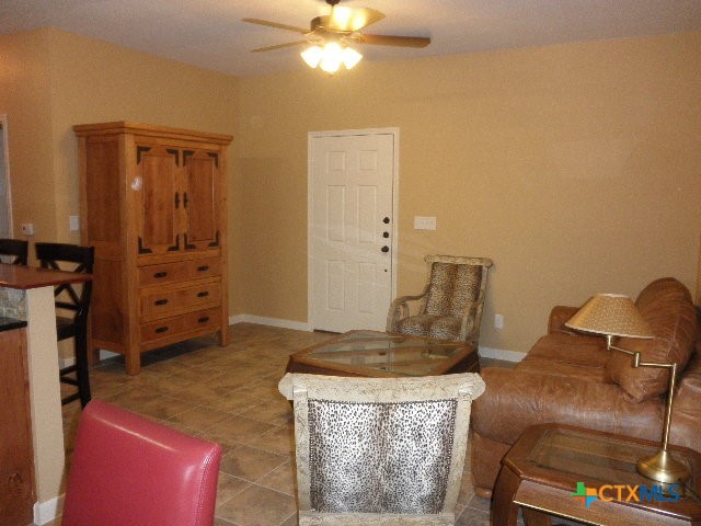 314 E Hutchison Street F Property Photo 5
