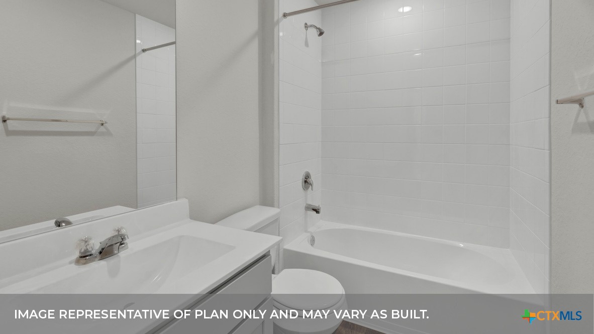 1022 Argonne Forest Property Photo 5