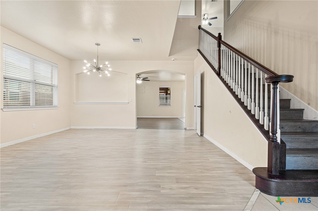 6711 Alvin Drive Property Photo 4
