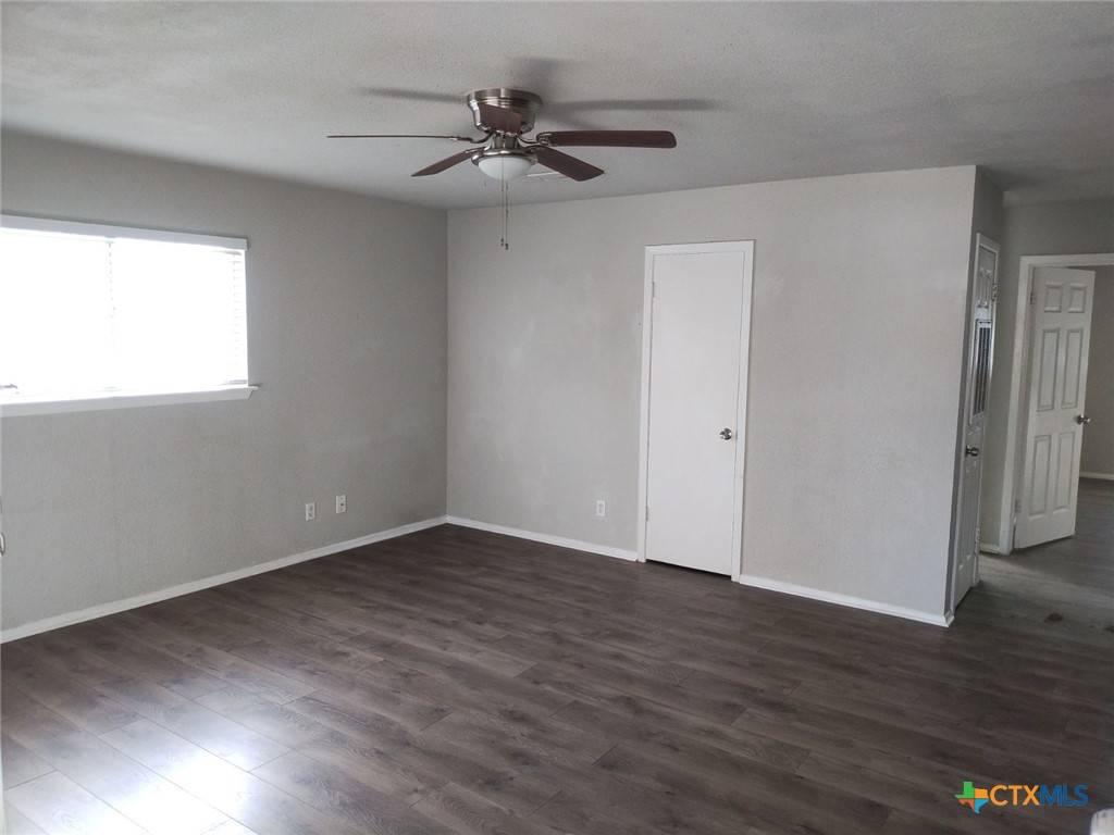 300 Milam Street 5 Property Photo 1