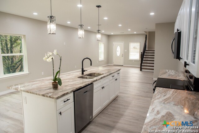 656 Canyon Circle Drive Property Photo 7