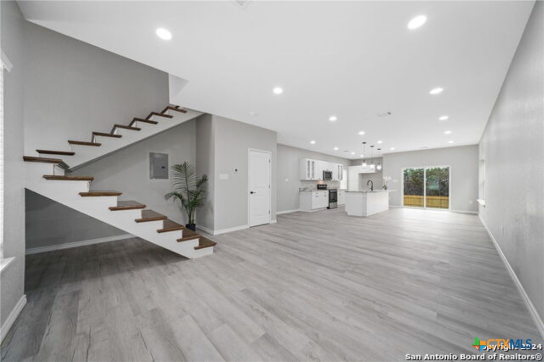 656 Canyon Circle Drive Property Photo 10