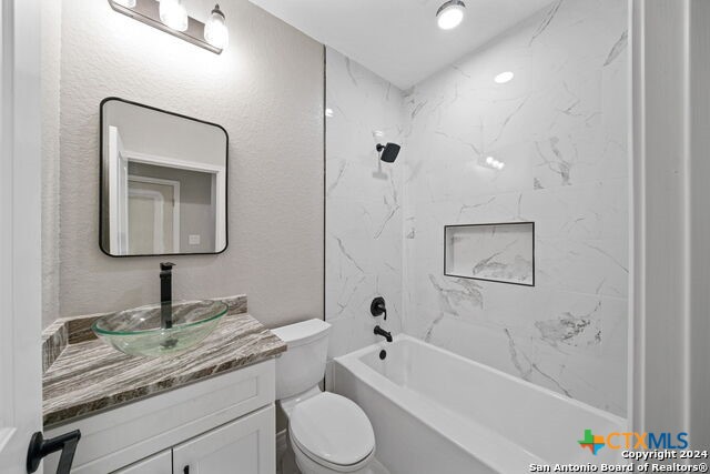 656 Canyon Circle Drive Property Photo 16