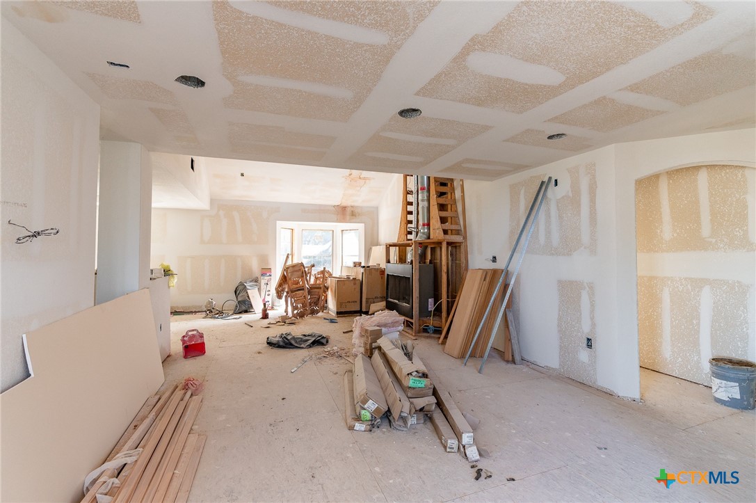 989 Oil Well Road Property Photo 29