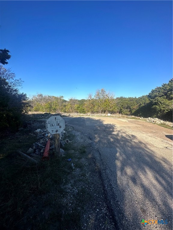 15722 Salado Drive Property Photo 2