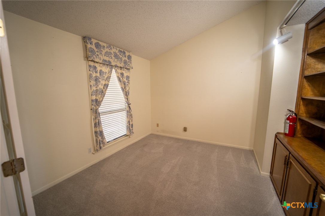 104 Woodwind Drive Property Photo 8