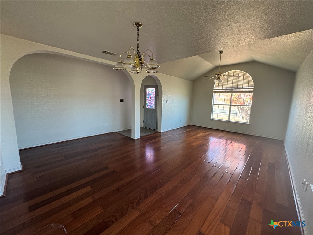 4202 Maid Marian Circle Property Photo 5