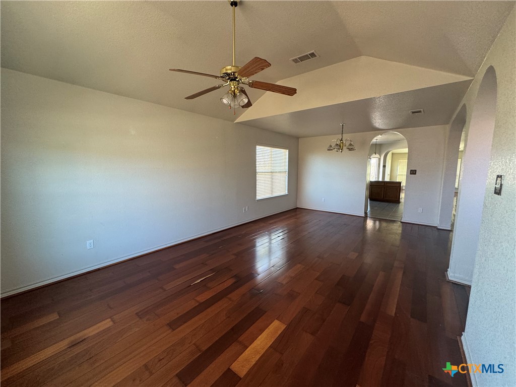 4202 Maid Marian Circle Property Photo 7