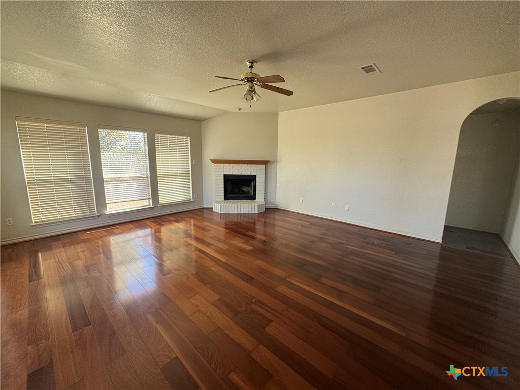 4202 Maid Marian Circle Property Photo 8