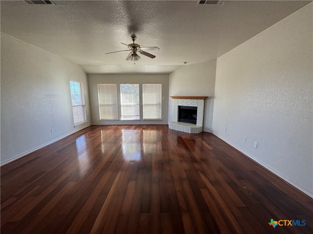 4202 Maid Marian Circle Property Photo 9
