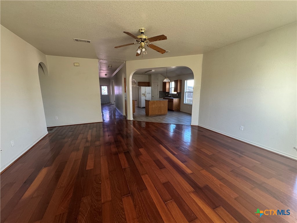 4202 Maid Marian Circle Property Photo 11