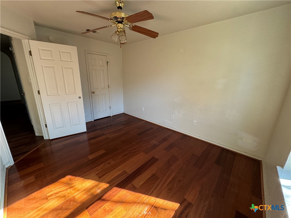 4202 Maid Marian Circle Property Photo 37