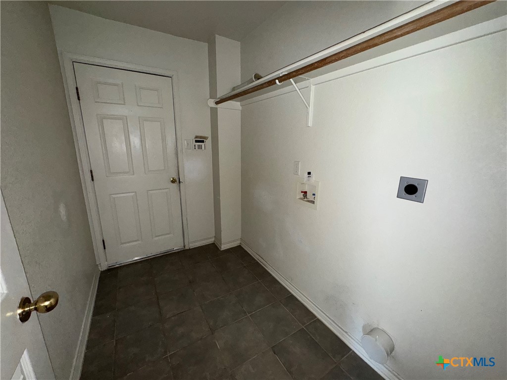 4202 Maid Marian Circle Property Photo 40
