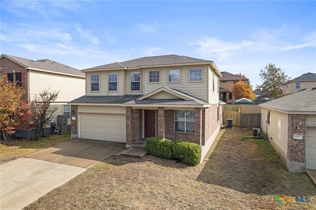 6609 Taree Loop Property Photo 1
