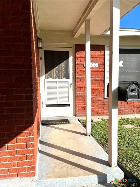 4606 Evergreen Street Property Photo 4