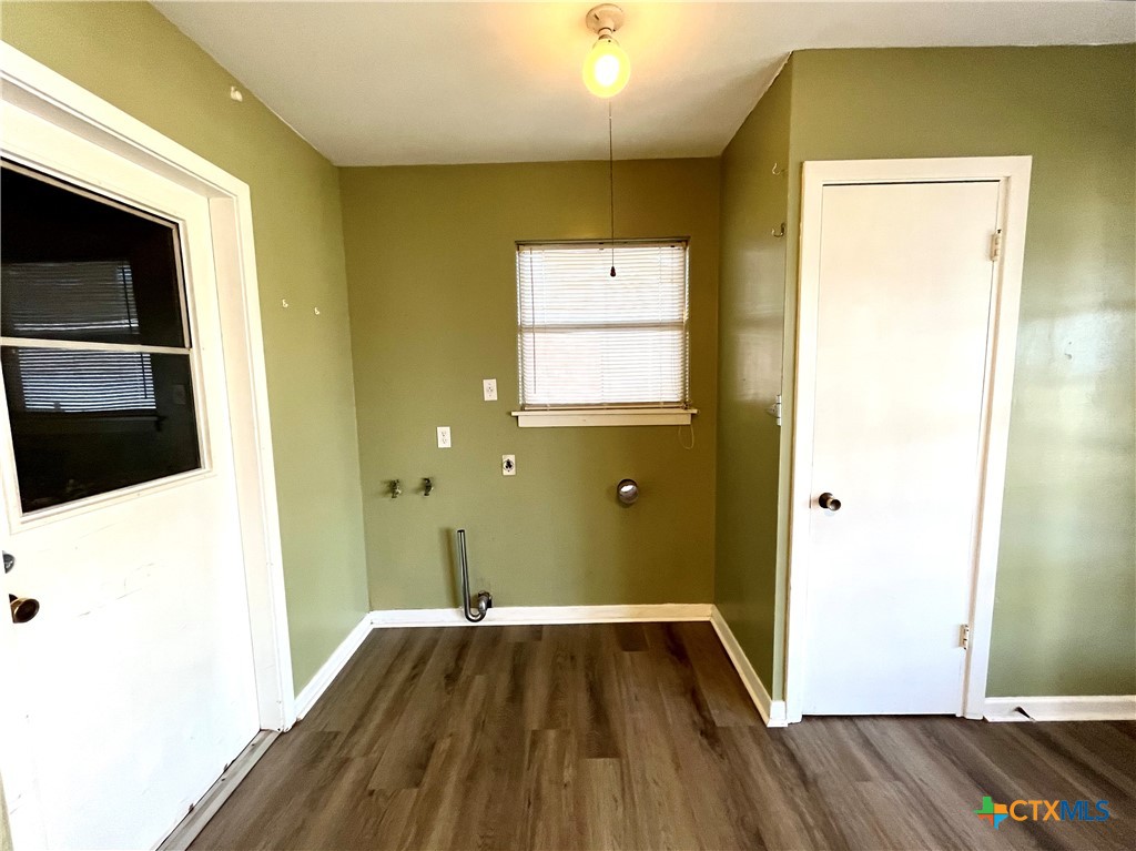 4606 Evergreen Street Property Photo 17