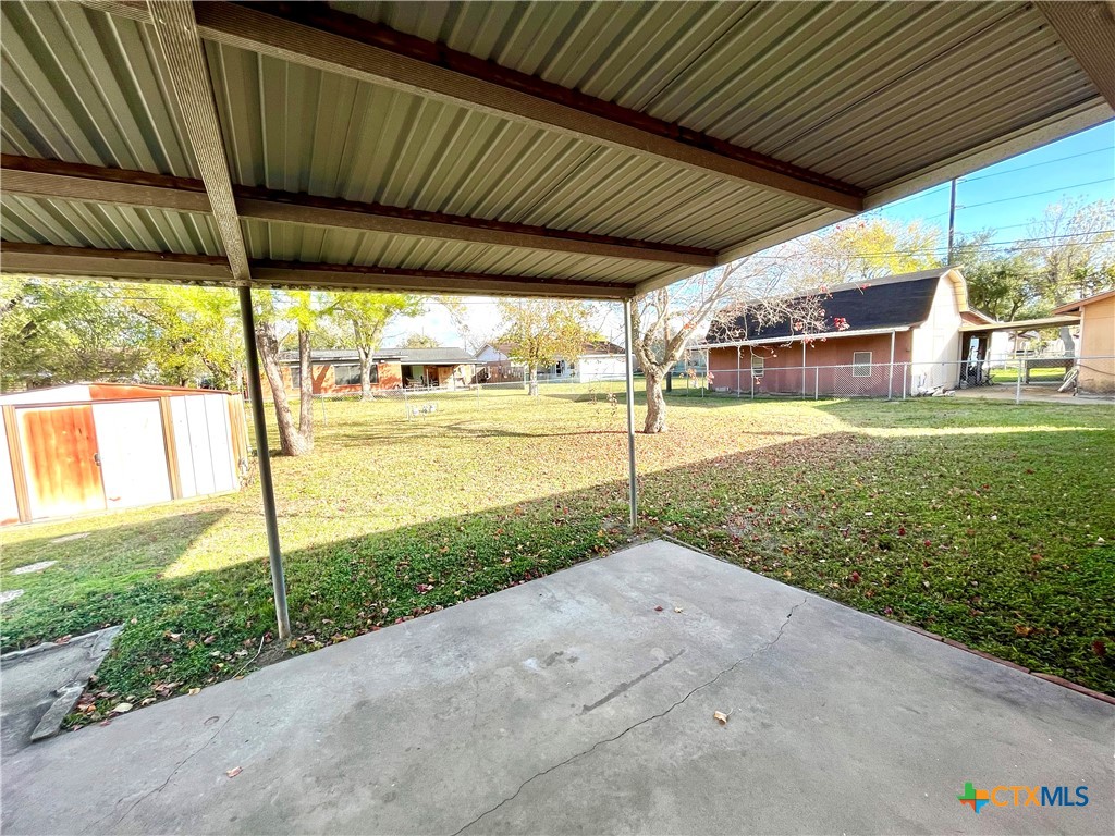 4606 Evergreen Street Property Photo 41