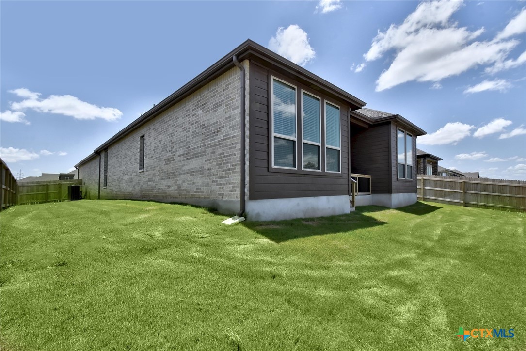 131 Red Deer Place Property Photo 29