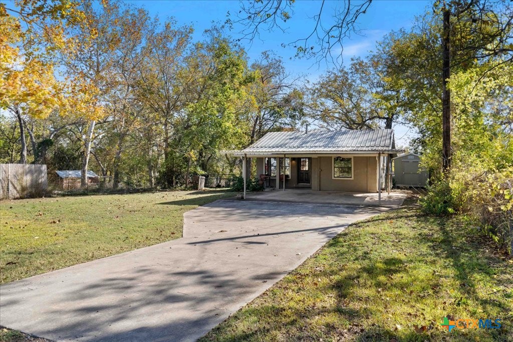2110 River Road Property Photo 3
