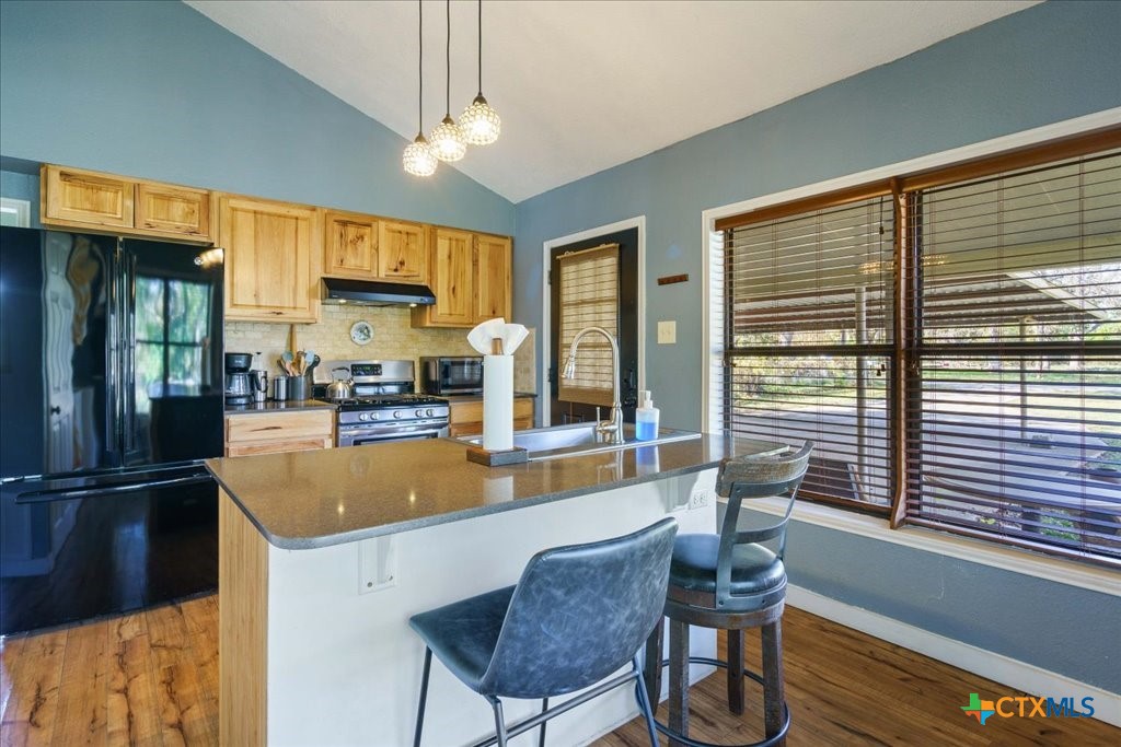 2110 River Road Property Photo 7