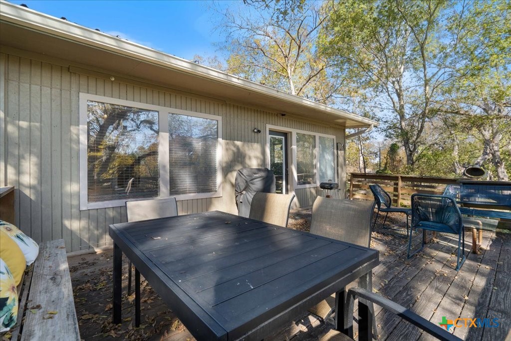 2110 River Road Property Photo 21