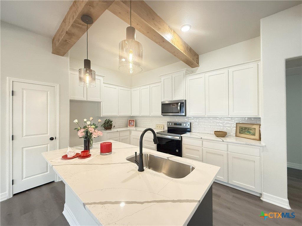 231 Fawn Ridge Drive Property Photo 8