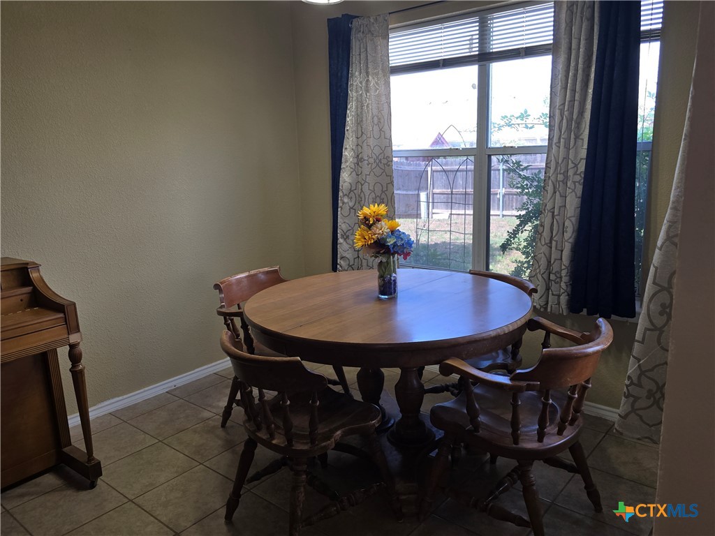 2301 Jake Drive Property Photo 4