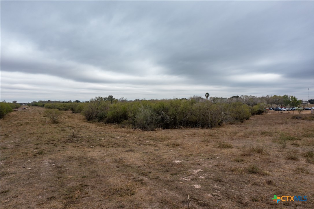 916 Tate Road Property Photo 10