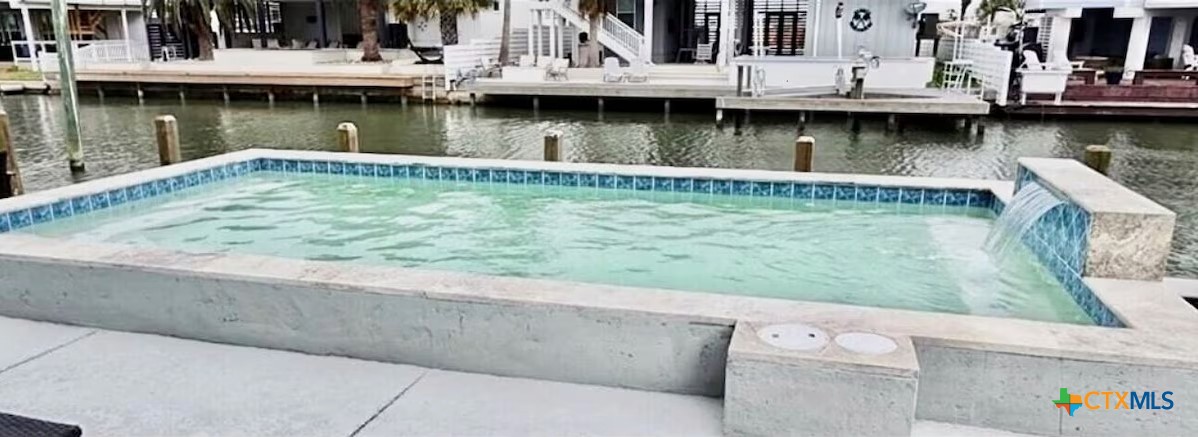 25 Flamingo Road Property Photo 3