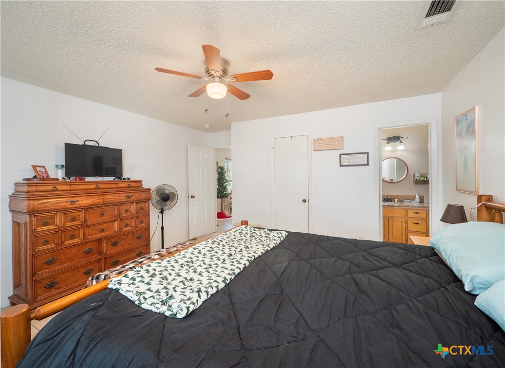 2909 Kim Drive Property Photo 13