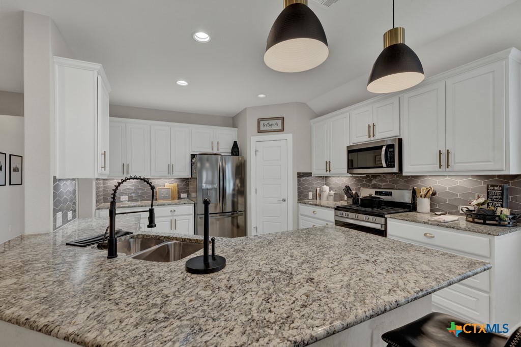 105 Blue Oak Boulevard Property Photo 12